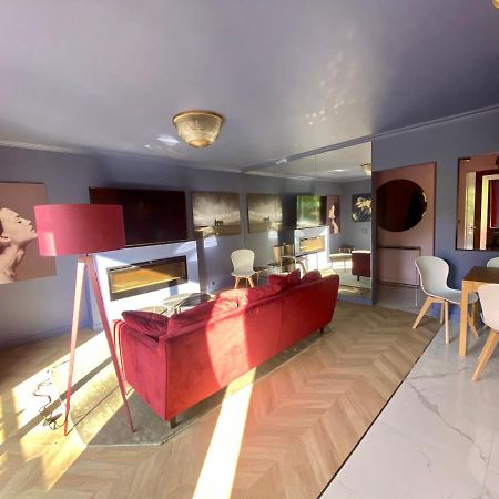 Luxury Paris La Vie En Rose Jacuzzi Terrasse Parking Apartment Bagian luar foto