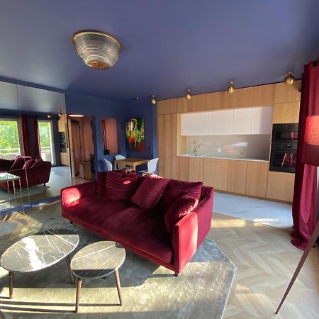 Luxury Paris La Vie En Rose Jacuzzi Terrasse Parking Apartment Bagian luar foto